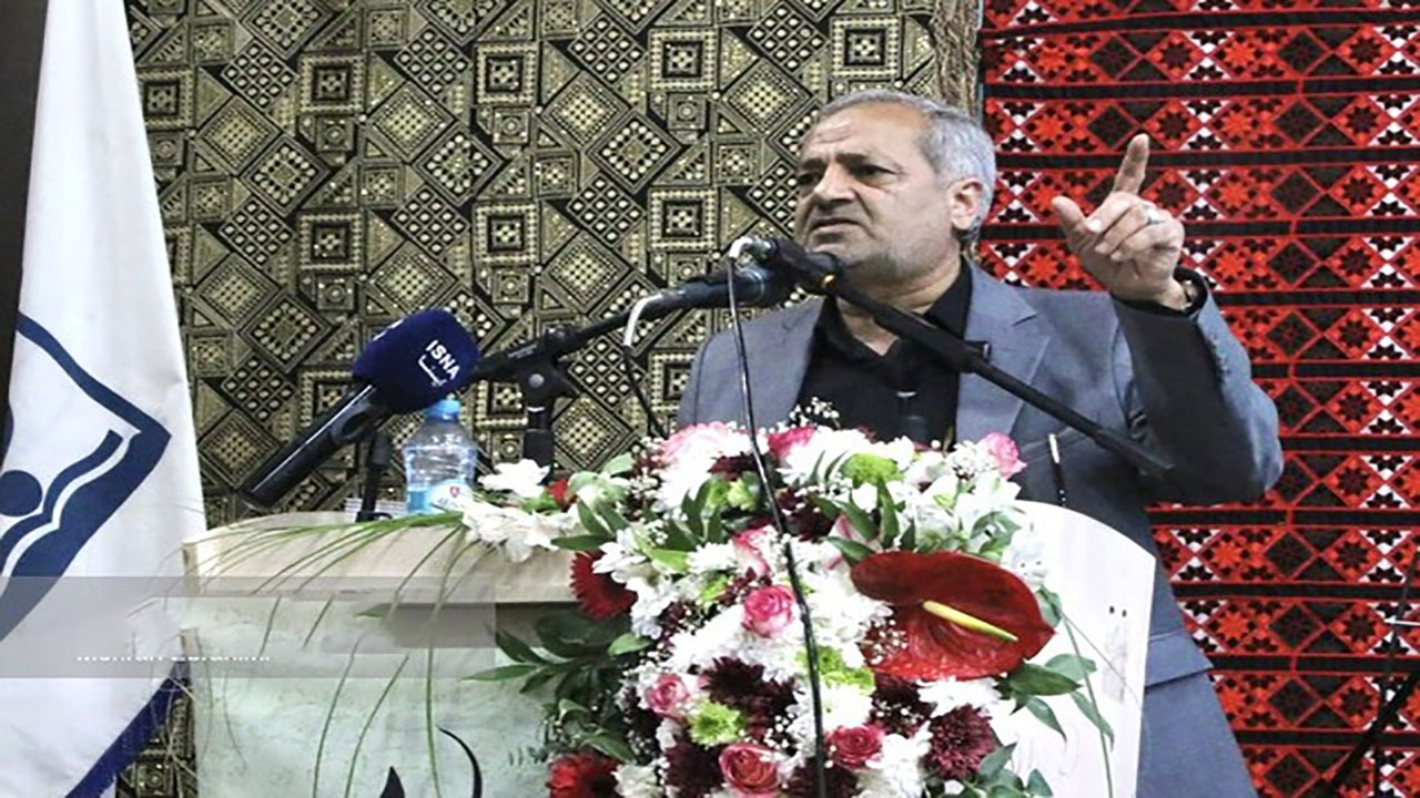 کلاس‌های درس، پایگاه ترویج فرهنگِ ایثار و شهادت شوند