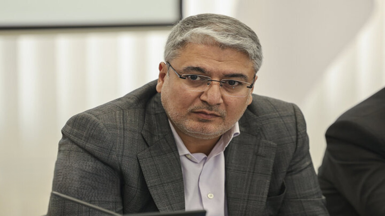 ۶ هزار تن تولید داخلی؛ گام تازه جهاددانشگاهی برای تأمین مواد اولیه دارویی و غذایی