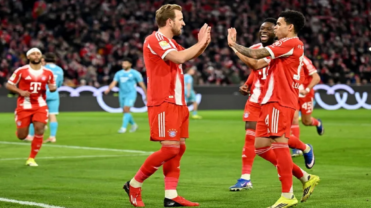 بایرن مونیخ ۵ - ۱ هوفنهایم/ پیروزی باواریایی‌ها در شب دبل کین و هت تریک دیاز + فیلم