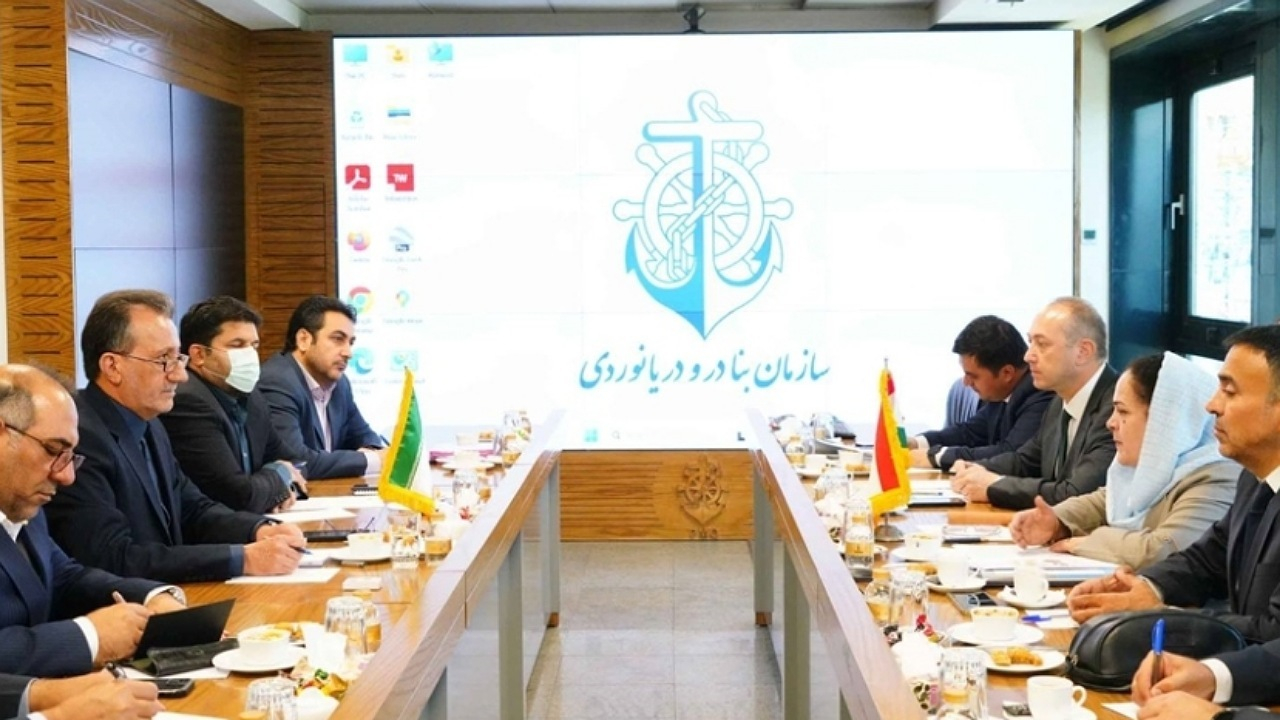 آغاز همکاریهای حملونقل بین المللی و ترانزیتی ایران و تاجیکستان در بندر چابهار