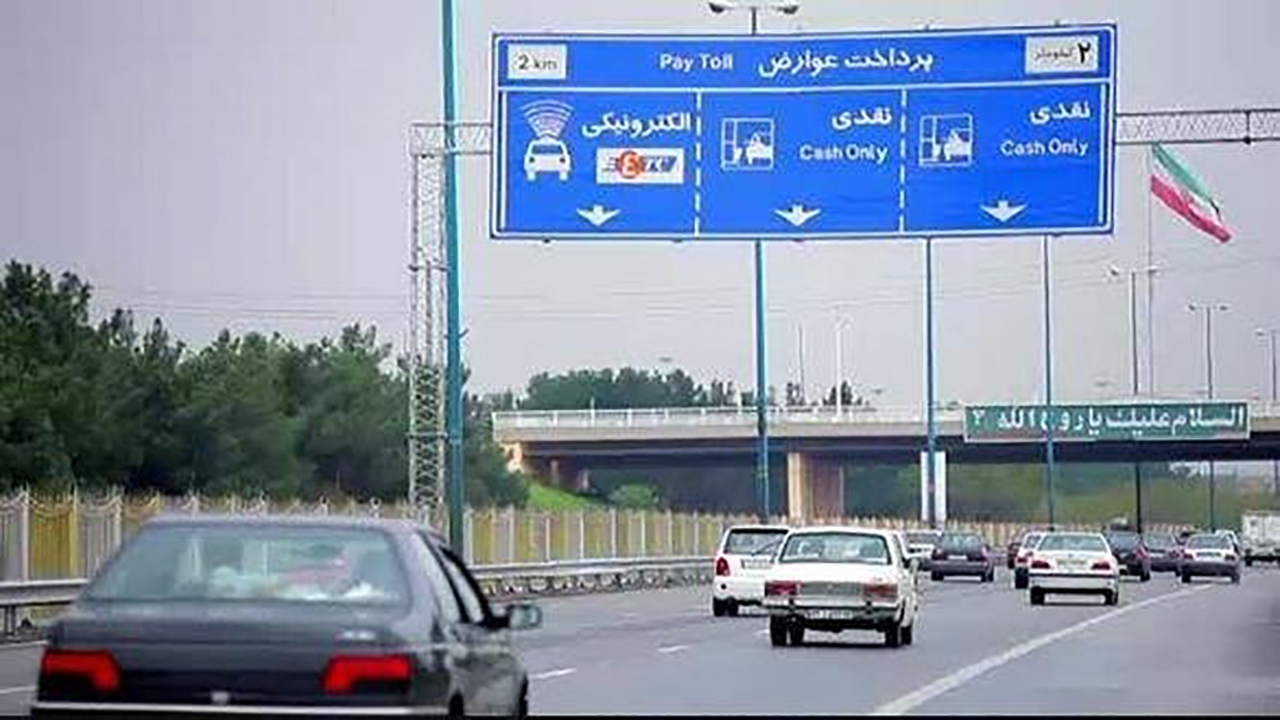 ایستگاههای پذیرایی و خدمترسانی پلیس به مردم در محورهای ورودی و خروجی شهرها