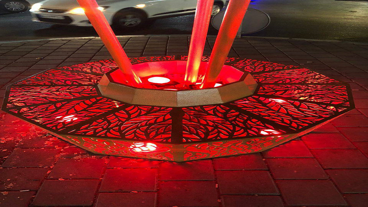 نصب المان‌های حجمی و نورپردازی‌شده جلوه‌ای نوین در میادین منطقه ۱۴