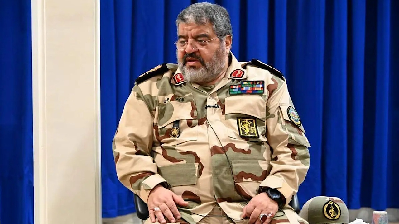 دشمن با بزرگ‌نمایی سایه جنگ در پی عملیات روانی است