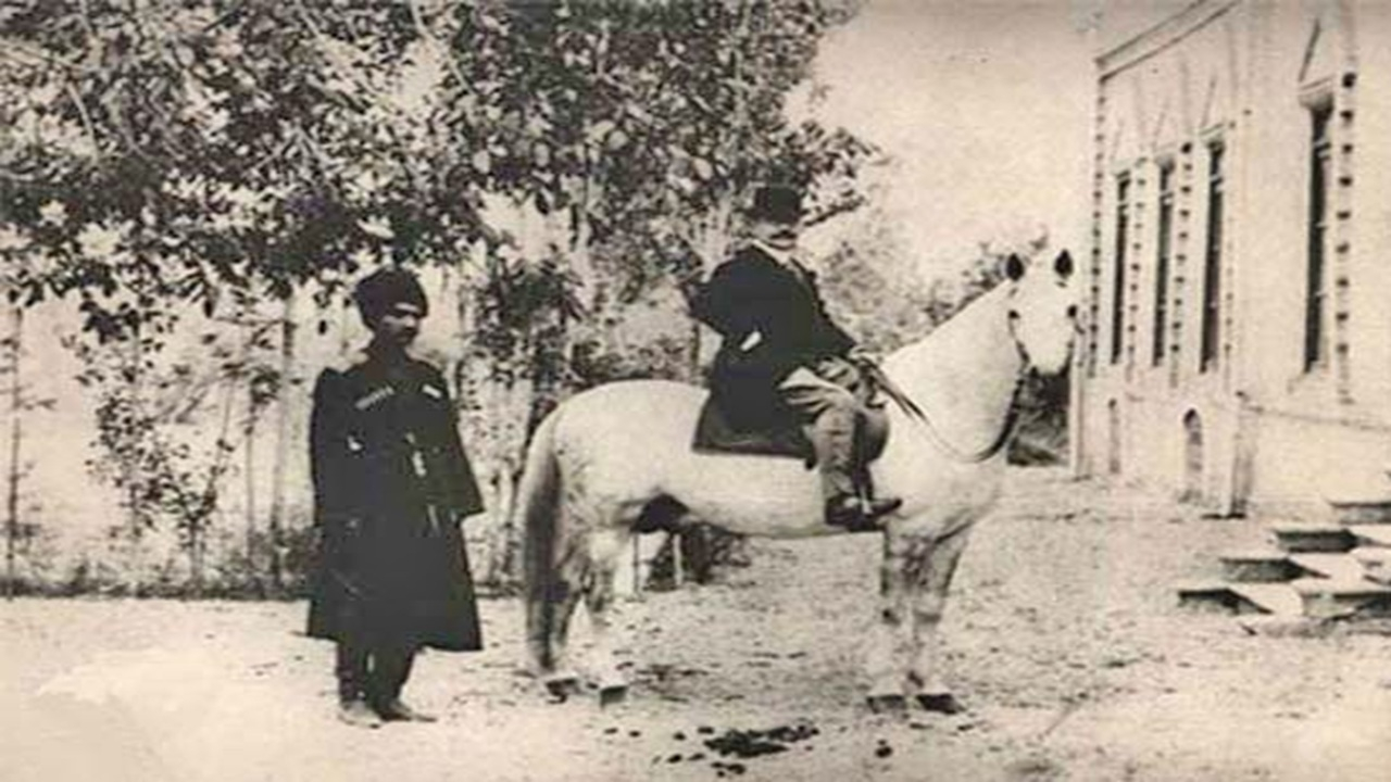 مسلسل ماکسیم نبود، سلسله پهلوی هم نبود/ قمهکش بدمستی که شاه ایران شد