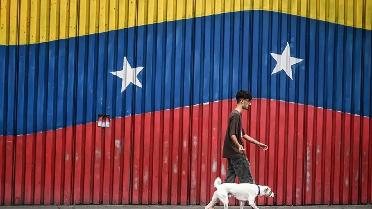 مقامات دولت ترامپ در حال بررسی گزینههای نظامی برای ونزوئلا