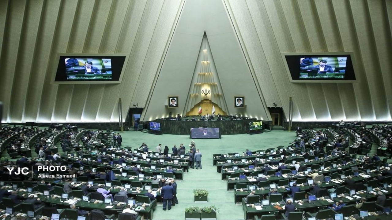 تعیین ۲ درصد بهعنوان حداقل نرخ عوارض کالاهای آسیبرسان در بودجه ۱۴۰۵