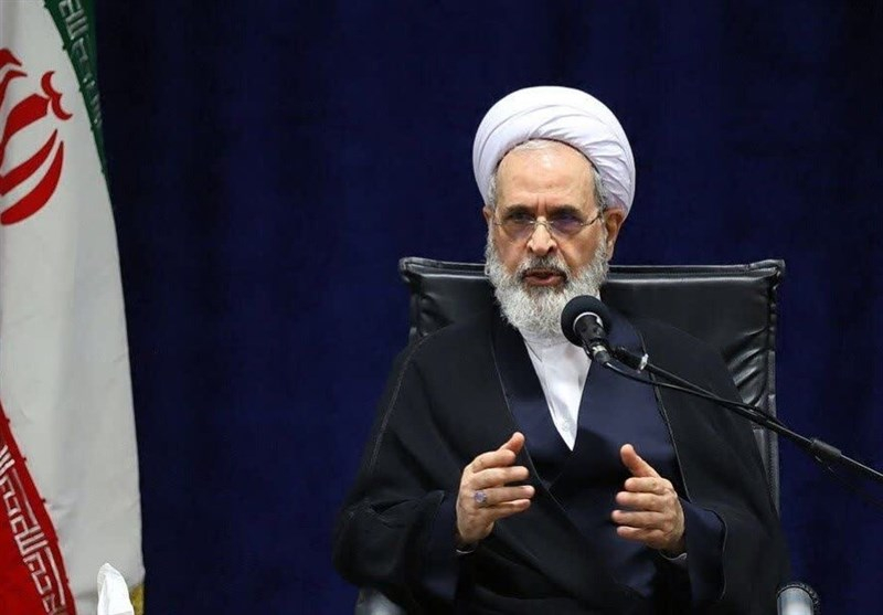 گلایه امام جمعه قم از وضعیت فاضلاب شهری