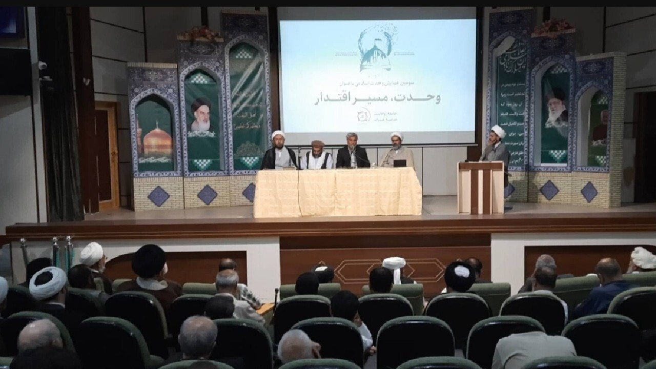 تأکید علما در سومین همایش وحدت اسلامی: اقتدار امت از مسیر وحدت می‌گذرد + فیلم