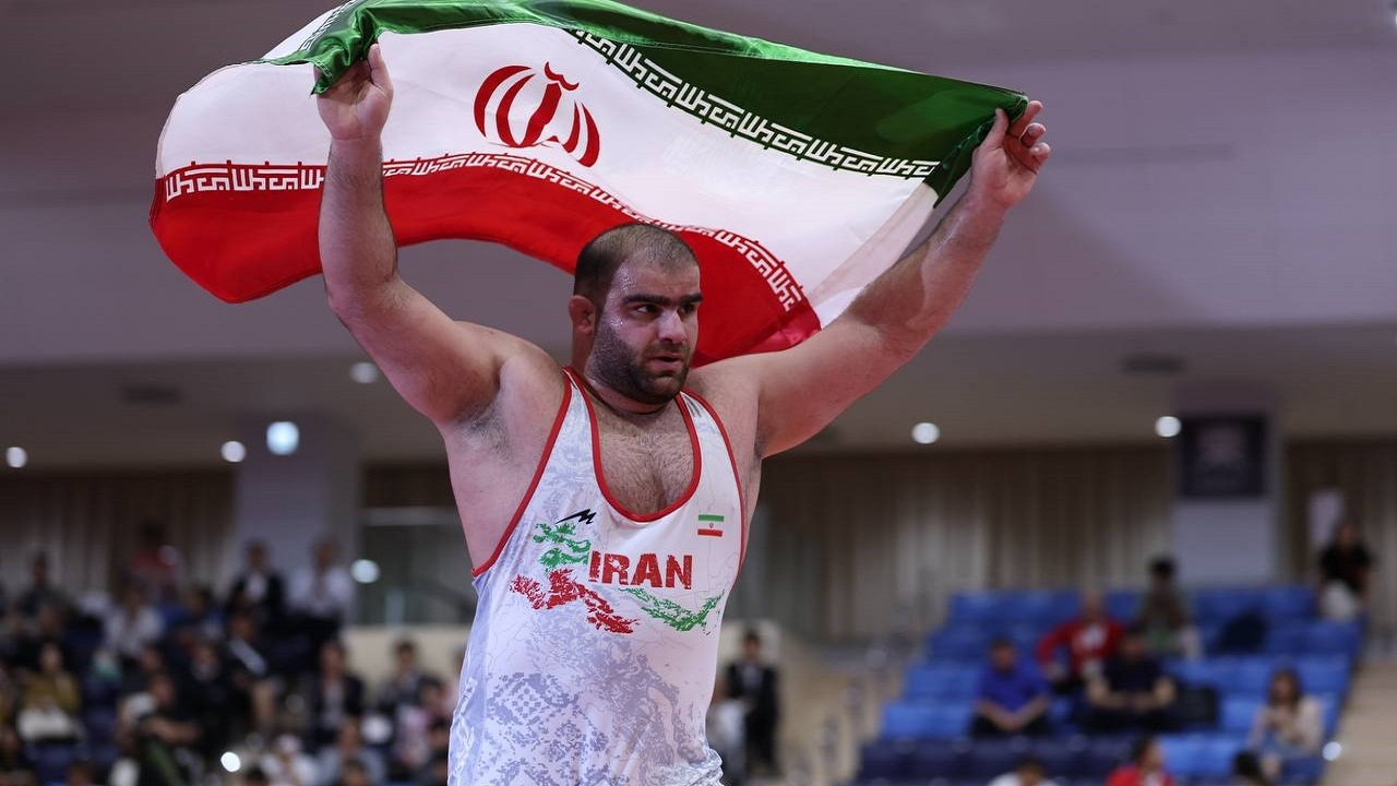 امین میرزازاده طلایی شد