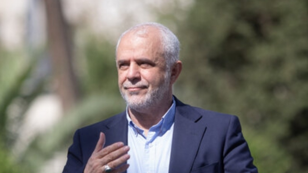 وزیر راه بر اختصاص زمین مناسب برای ساخت مسکن ایثارگران تأکید دارد