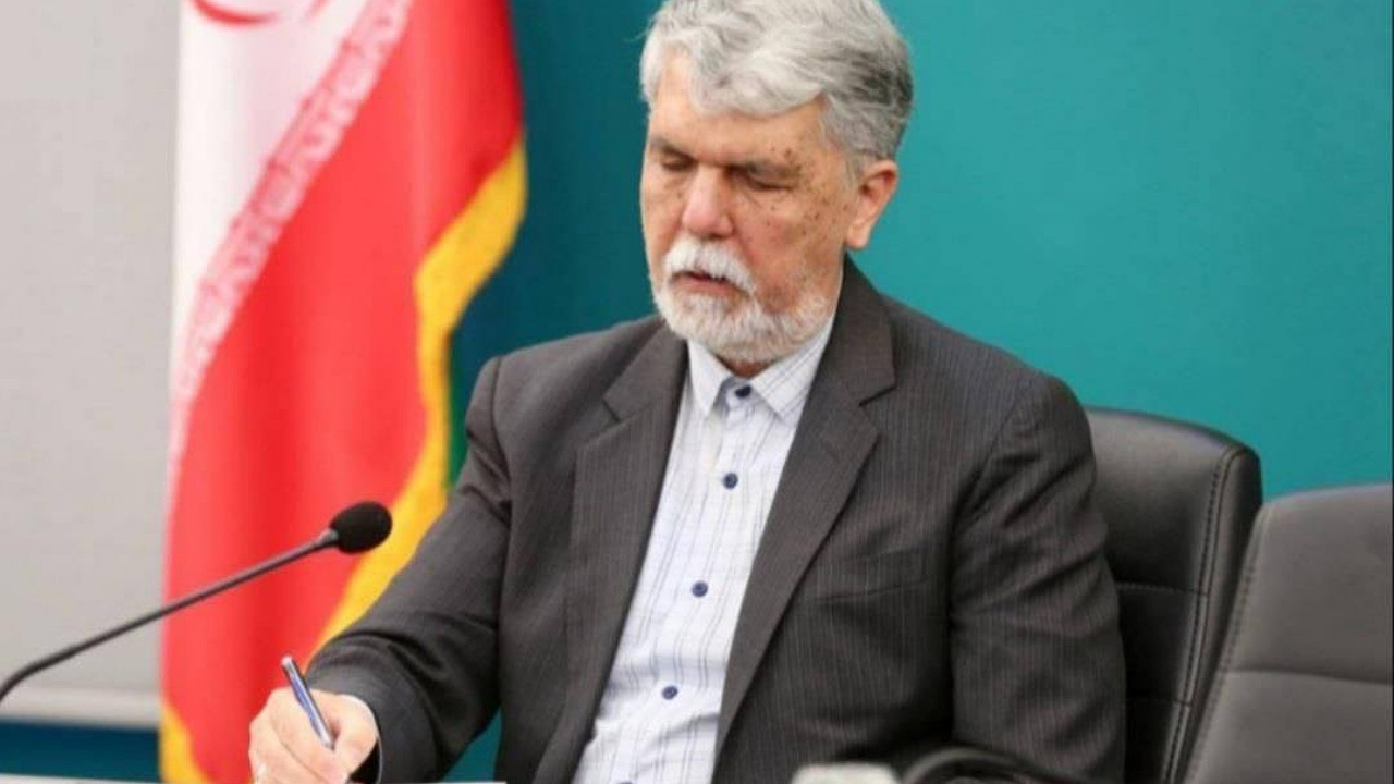 پیام همدردی وزیر فرهنگ برای حادثه انفجار اسکله شهید رجایی بندرعباس