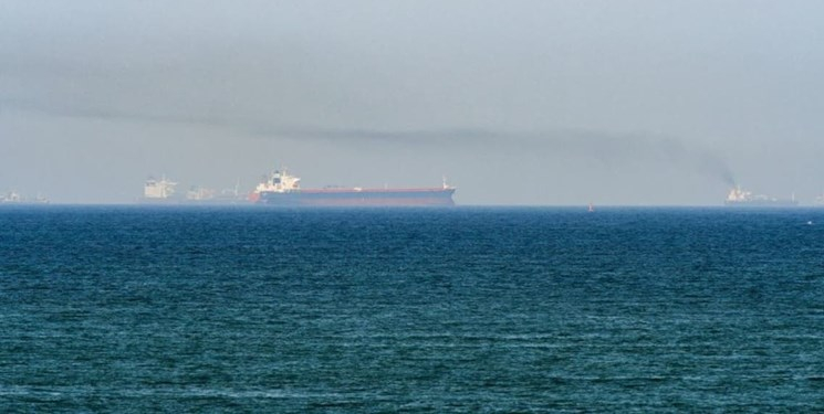 هشدار به یک کشتی برای تغییر مسیر در دریای سرخ