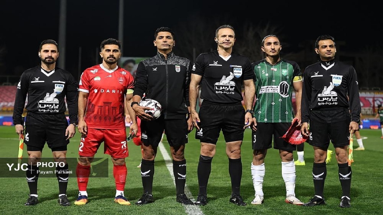 بازیکن خیبر قبل از  پنالتی بر روی علیپور خطا کرد