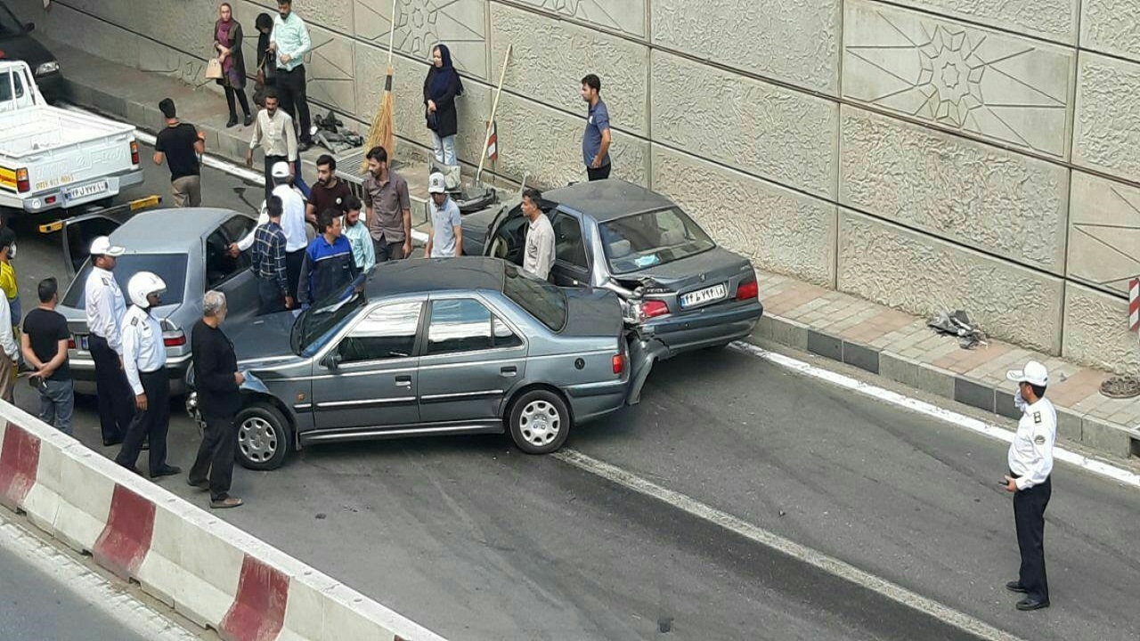 «تغییر مسیر ناگهانی» و «حرکت با دنده عقب» مهم‌ترین عوامل تصادفات فوتی پایتخت