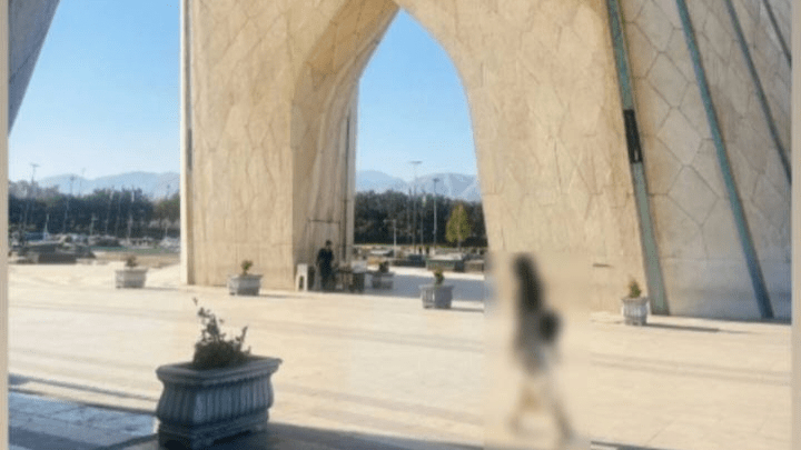 قاب کج آقای مدیر در هفته فرهنگی پایتخت