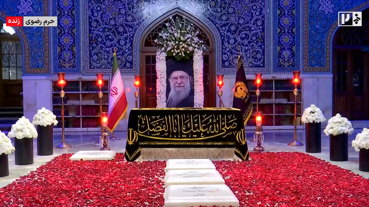 تصاویری از حضور زائران رضوی در آرامگاه رهبر شهید انقلاب + فیلم
