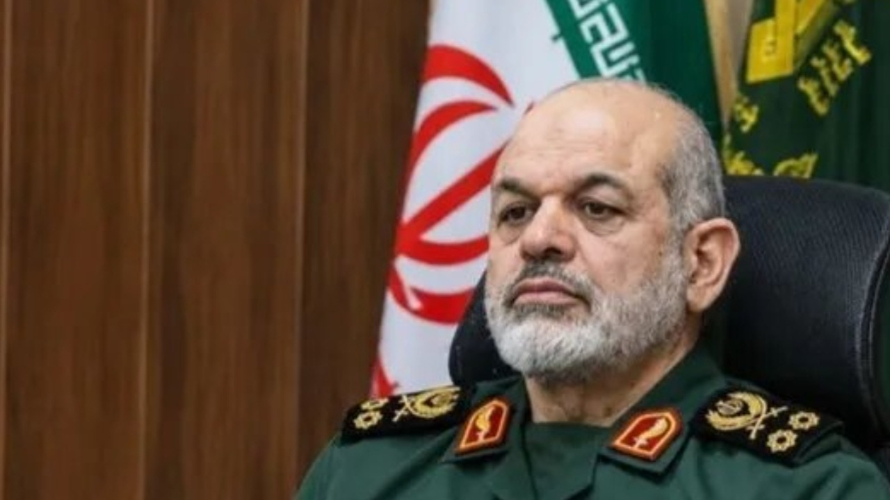 هیچ قدرت فرامنطقهای حق تهدید، حضور سلطهگرانه و دخالت در تنگه هرمز را ندارد