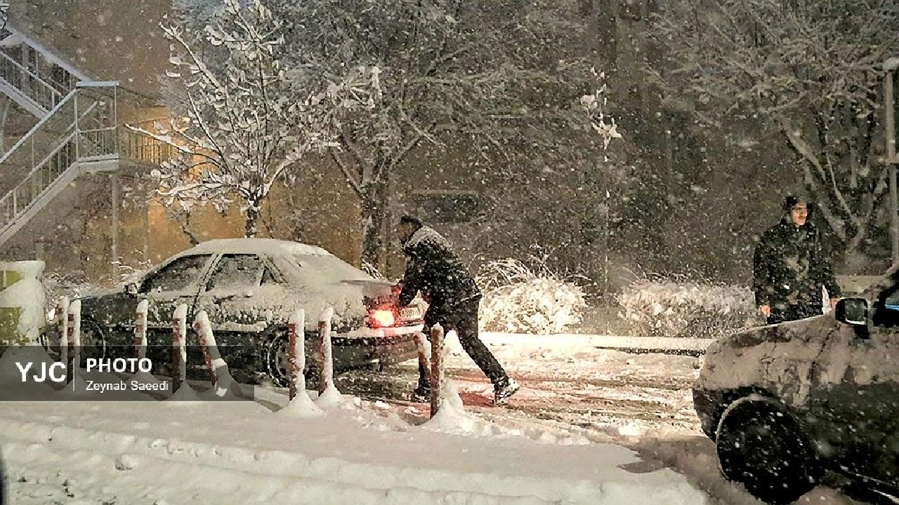 هشدار یخبندان و آمادهباش هلالاحمر در مناطق سردسیر کشور