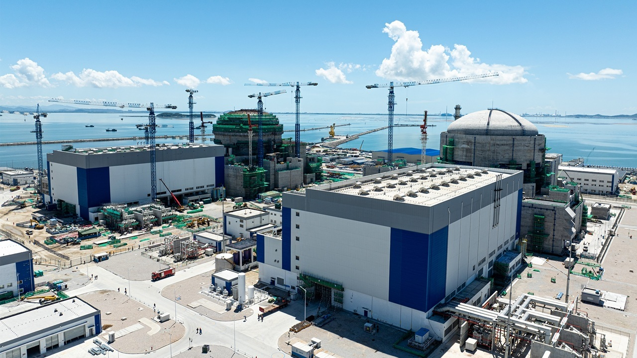 راه اندازی بزرگترین نیروگاه هستهای جهان در چین + فیلم