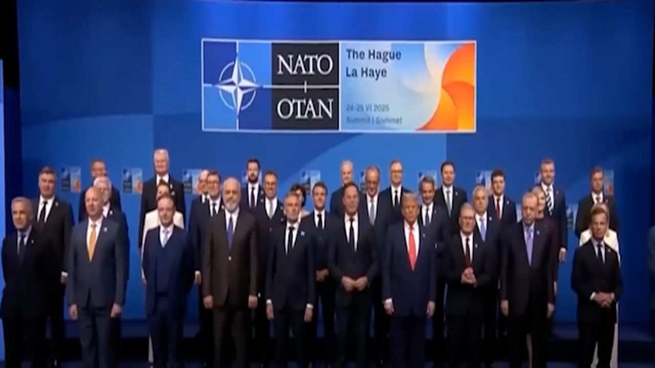 جهان در مسیر نظامی گری + فیلم