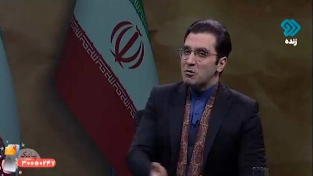 چهارپایه خوانی شنیدنی صادق شیخ‌زاده + فیلم