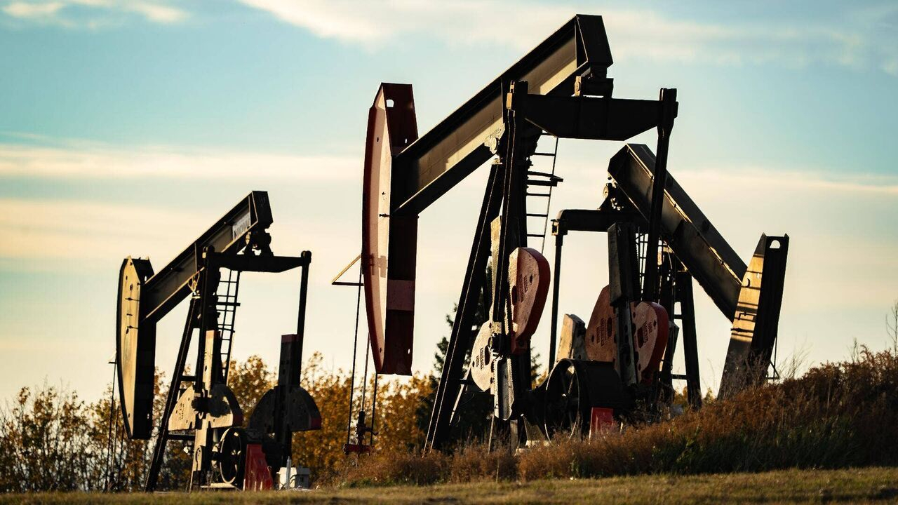 کاهش بیش از ۲ درصدی قیمت نفت؛ برنت به ۱۱۴ دلار رسید