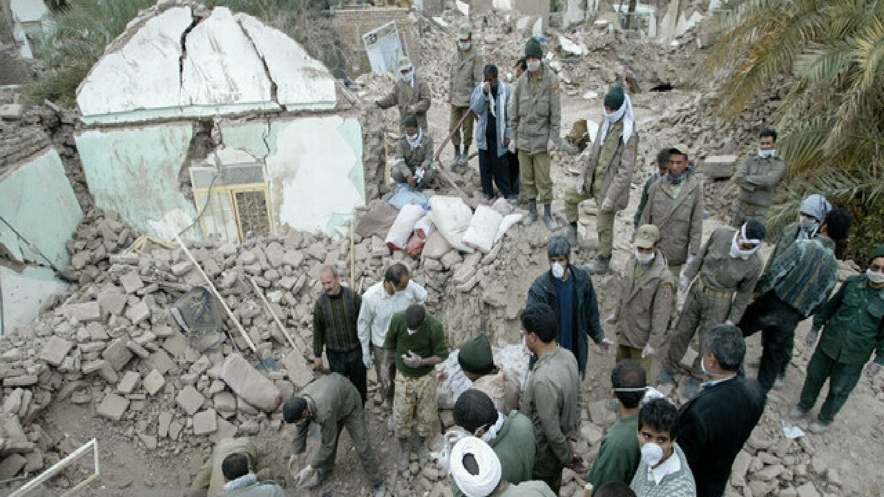 از ویرانی بم تا درس‌های تاب‌آوری؛ روایت پنجم دی