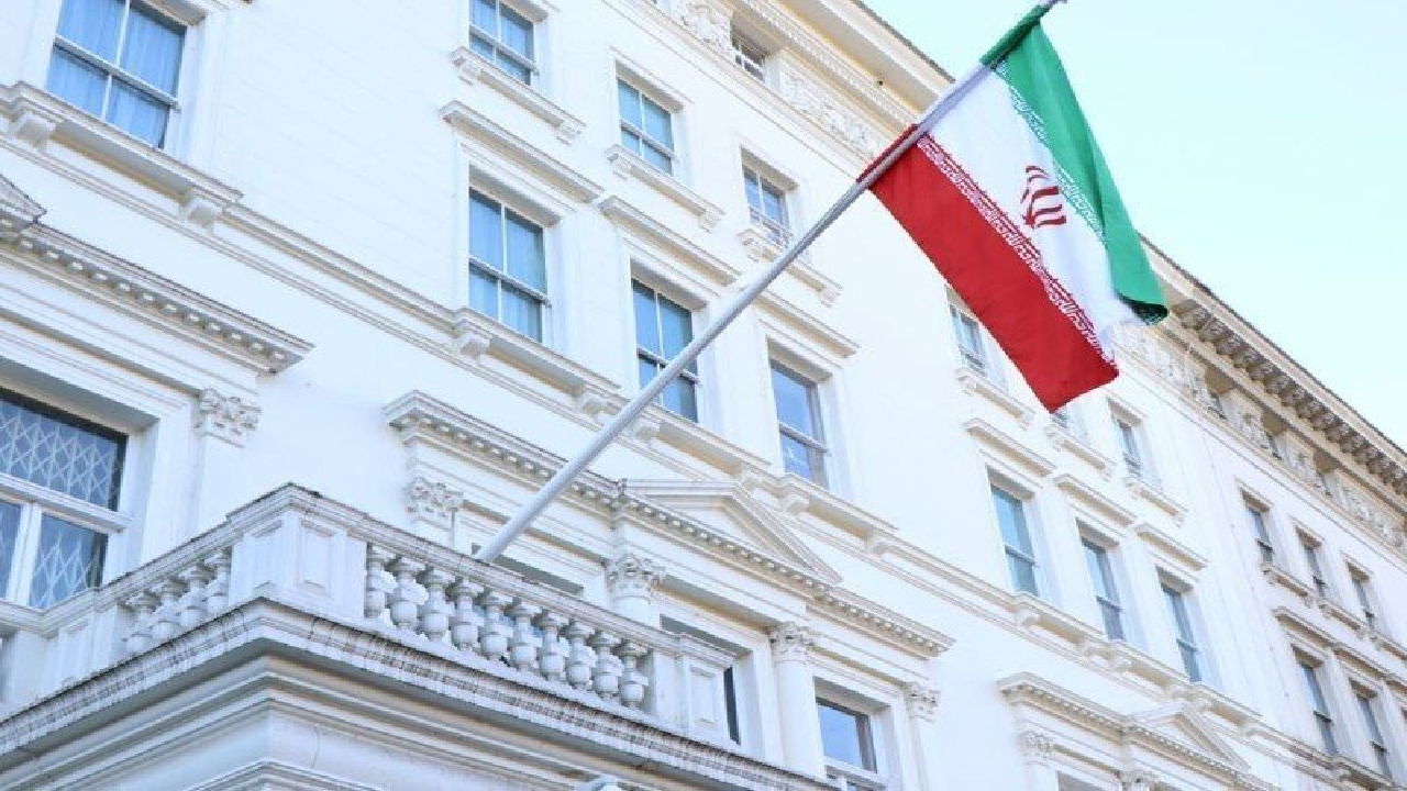 سفارت ایران در لندن: اولویت تهران همچنان دیپلماسی است/ در دفاع از حاکمیت خود استواریم