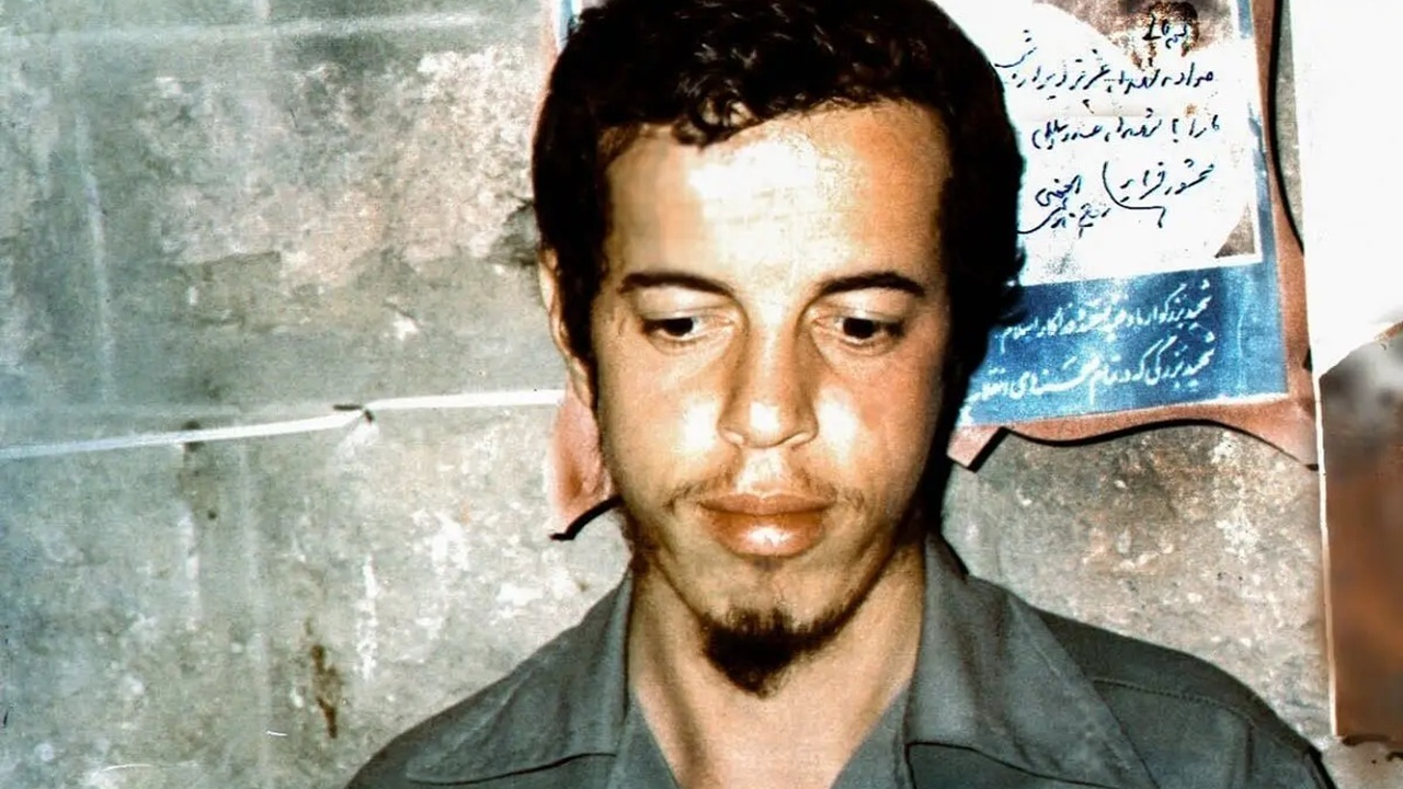 لحظاتی از شرح عملیات آزادسازی خرمشهر توسط شهید حسن باقری + فیلم