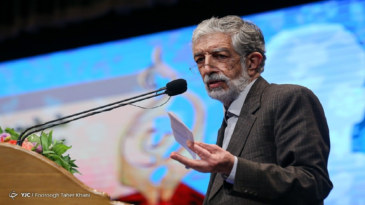 حداد عادل: خیلی‌ها در دنیا ایران را با ادبیات فارسی می‌شناسند