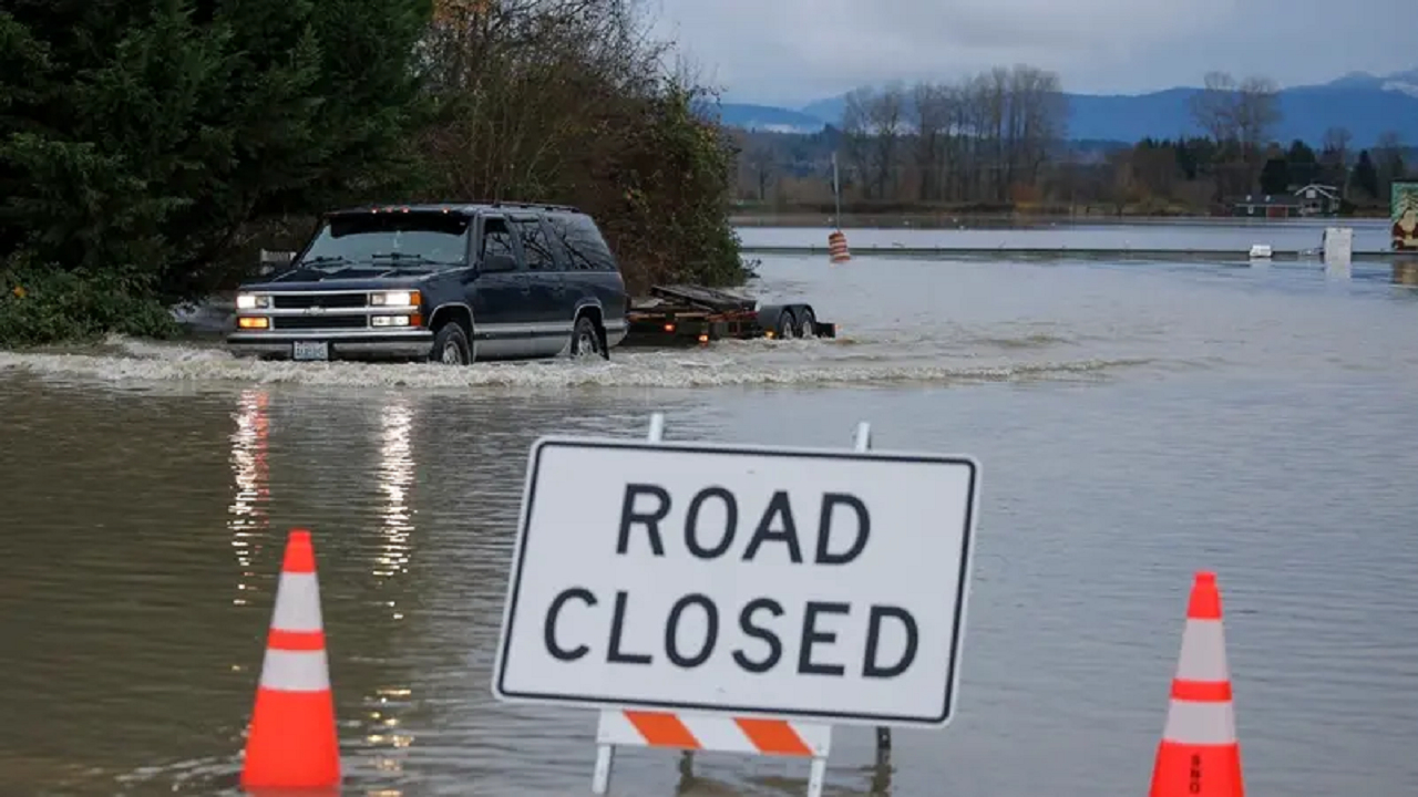 سیل‌های گسترده در غرب آمریکای شمالی؛ تخلیه ده‌ها هزار نفر در واشنگتن و بریتیش کلمبیا