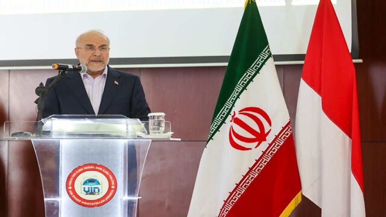 سکوت در برابر جنایات رژیم صهیونیستی در شأن هیچ یک از کشورهای اسلامی نیست