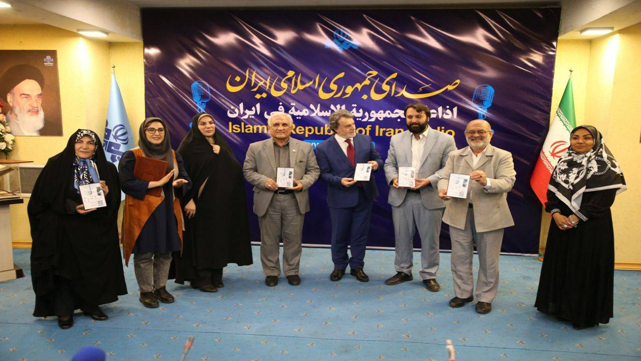 زن ایرانی در تاریخ همواره تدبیرگر بوده است/ دشمنان با محوریت زن به جنگ فرهنگی آمده‌اند