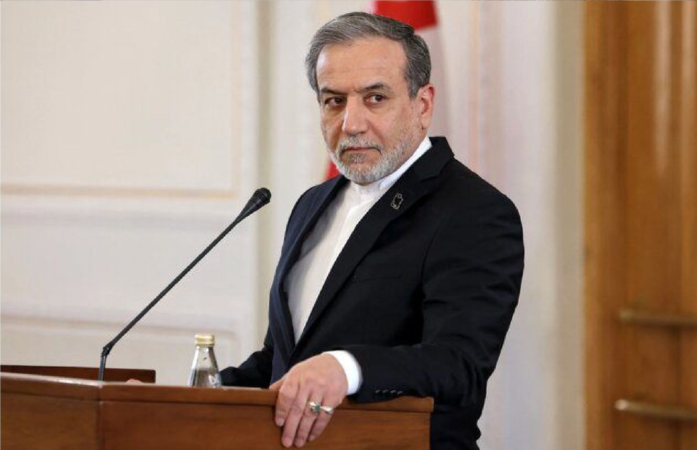 موضوع غنی سازی از نظر ما اصلا موضوع قابل مذاکره نیست