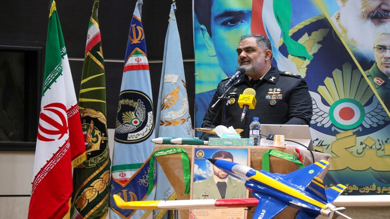 دریادار ایرانی: اسکورت کشتی‌های ایرانی در همه نقاط جهان انجام می‌شود