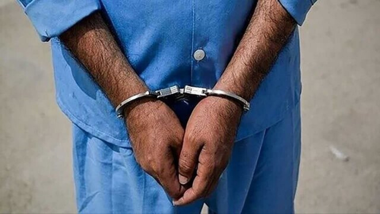 قاتل فراری را شناسایی کنید + عکس