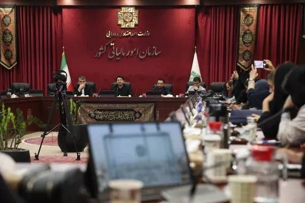 شناسایی ۸۶۱ فعال بازار طلا توسط مالیات/ کارپوشه اقتصادی ایرانیان پایگاه جدید داده‌های اقتصادی