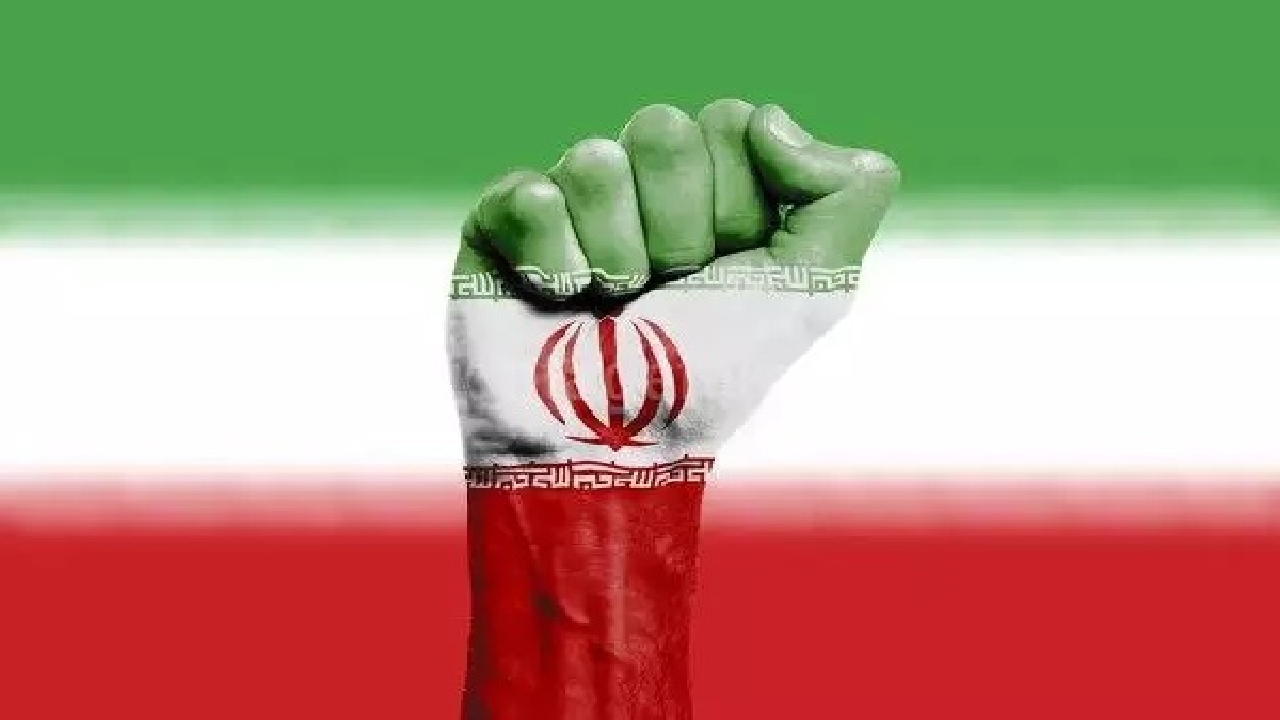 همدلی مردم ایران در حمایت از خاک وطن + فیلم