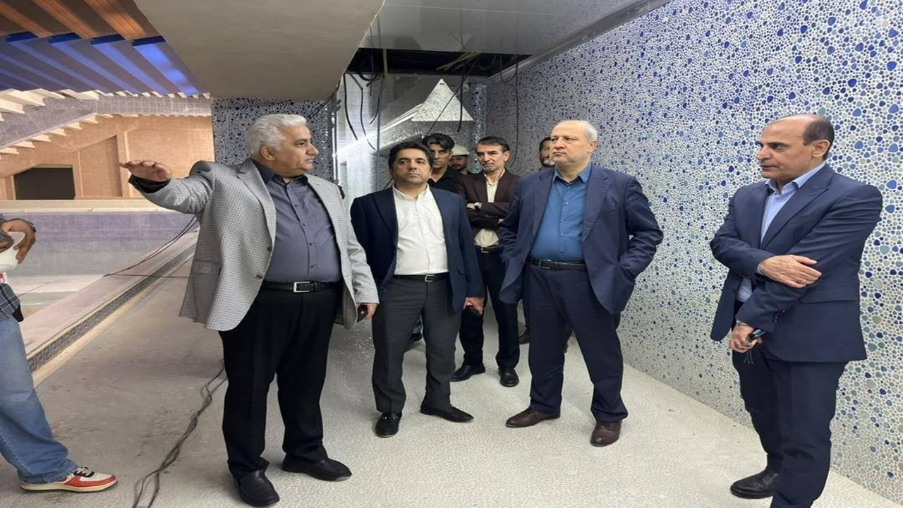 بازدید معاون توسعه مدیریت و منابع وزارت ورزش از پروژه‌های مجموعه آزادی