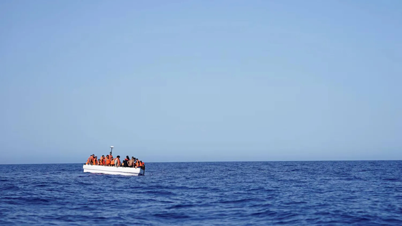 کشف ۱۱ جسد پس از غرق شدن قایق مهاجران در مسیر ایتالیا