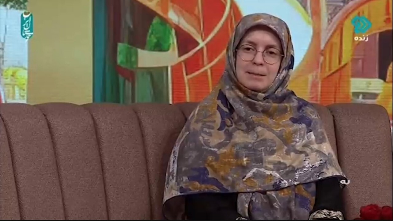 همدلی چیست و چرا باید آن را یاد گرفت؟ + فیلم