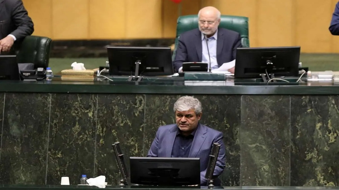 دولت و مجلس باید اقتصاد را به اهداف برنامه هفتم نزدیک کنند