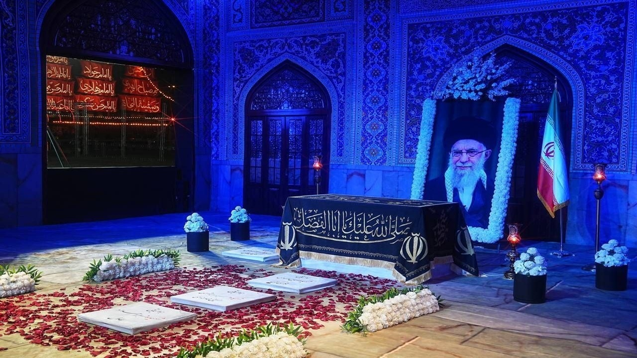 اولین شب خاطره «وداع با رهبر شهید» برگزار می‌شود