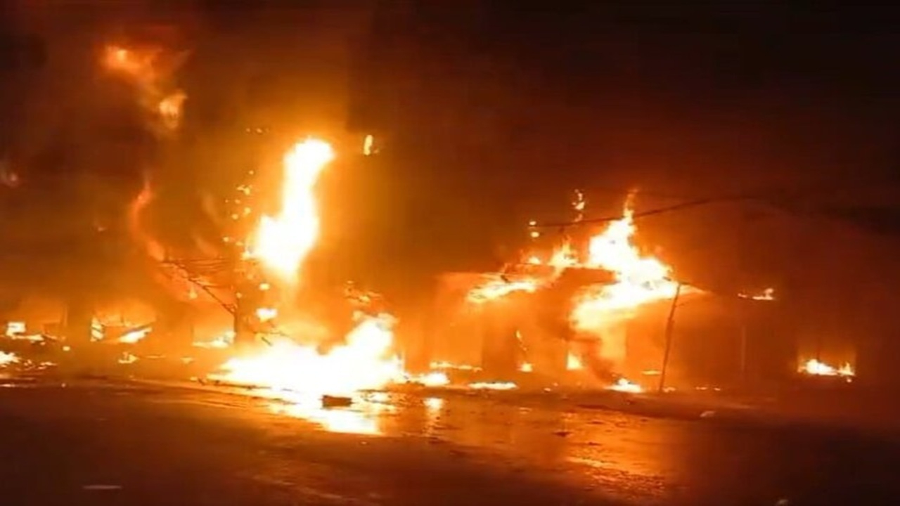 انفجار کارخانه‌ای در پاکستان + فیلم