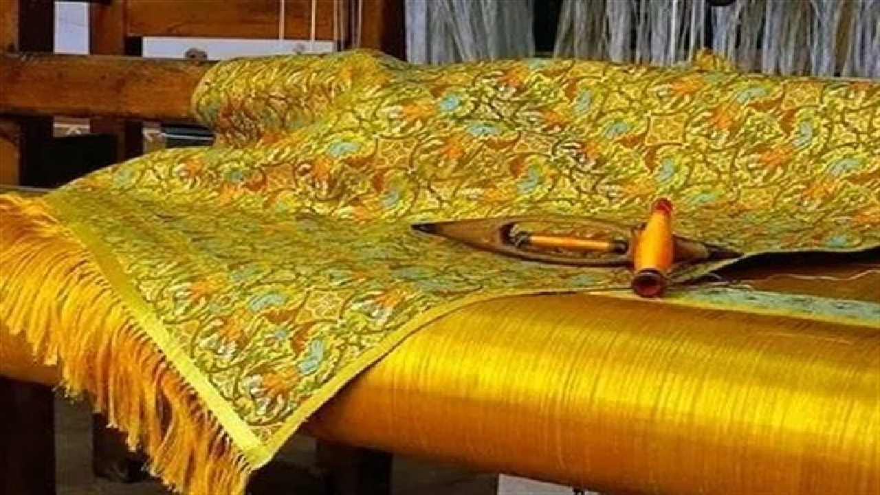ایران پیشگام فناوری جهانی تولید نخ و پارچه از فلز طلا شد+ فیلم