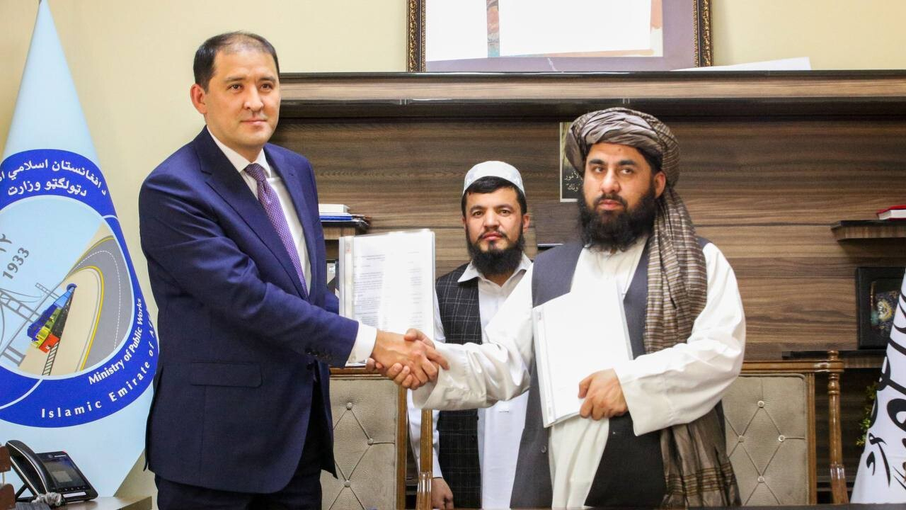 سرمایهگذاری ۵۰۰ میلیون دلاری قزاقستان برای احداث خط آهن ترانزیتی در افغانستان