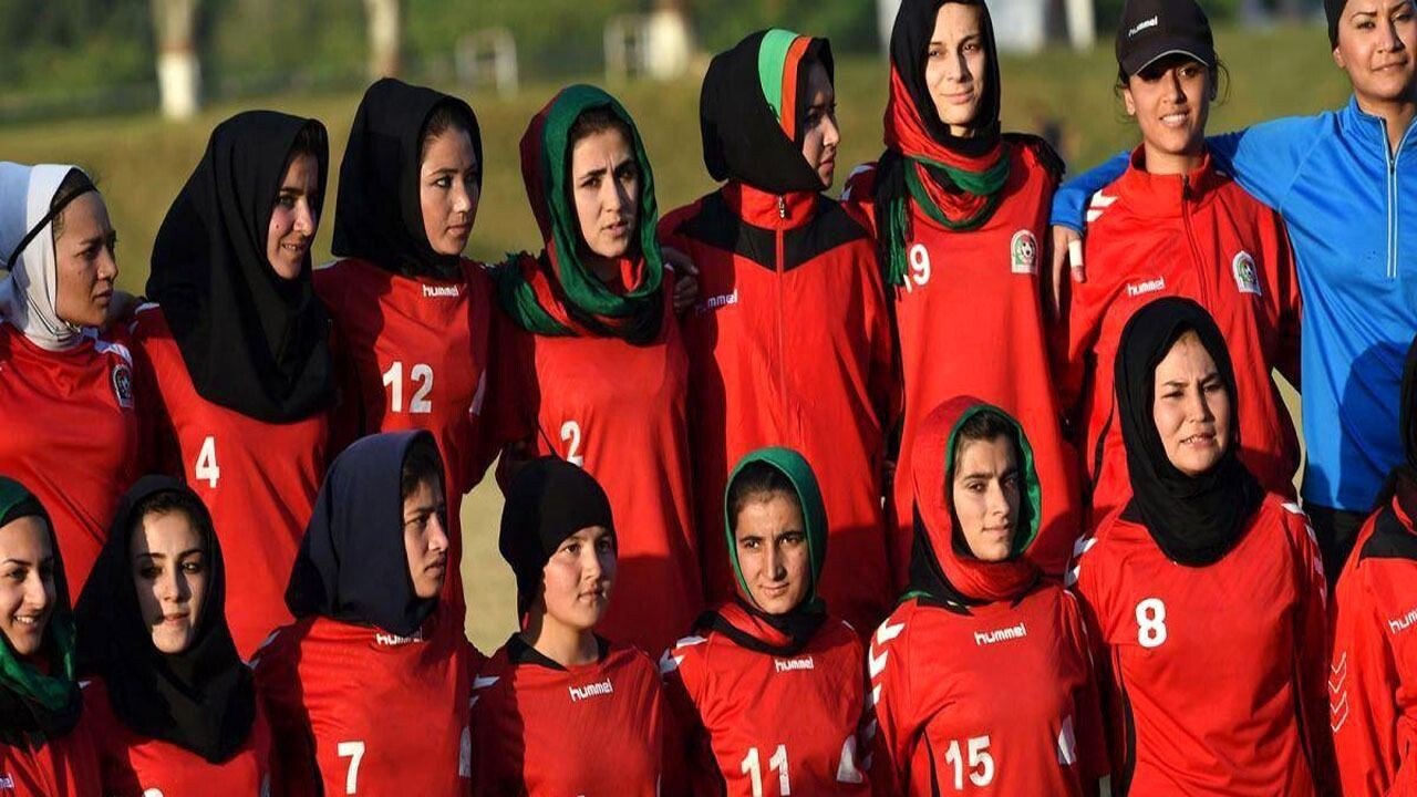 تشکیل تیم فوتبال زنان مهاجر افغانستانی