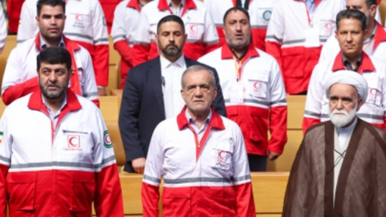 امداد به آسیب دیدگان نشان از ذات و فطرت انسانی در هلال احمر است