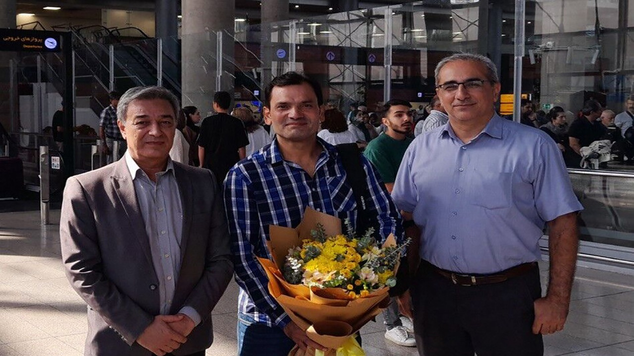 اسکواش ایران در مسیری تازه؛ امجدخان به تهران رسید