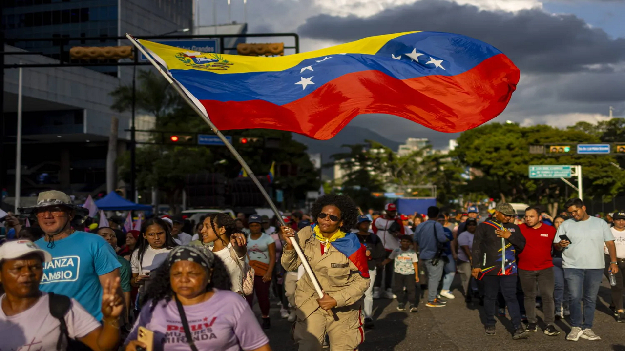 کاراکاس: واشنگتن تحریم‌هایی را علیه یک «نهاد غیرموجود» اعمال خواهد کرد